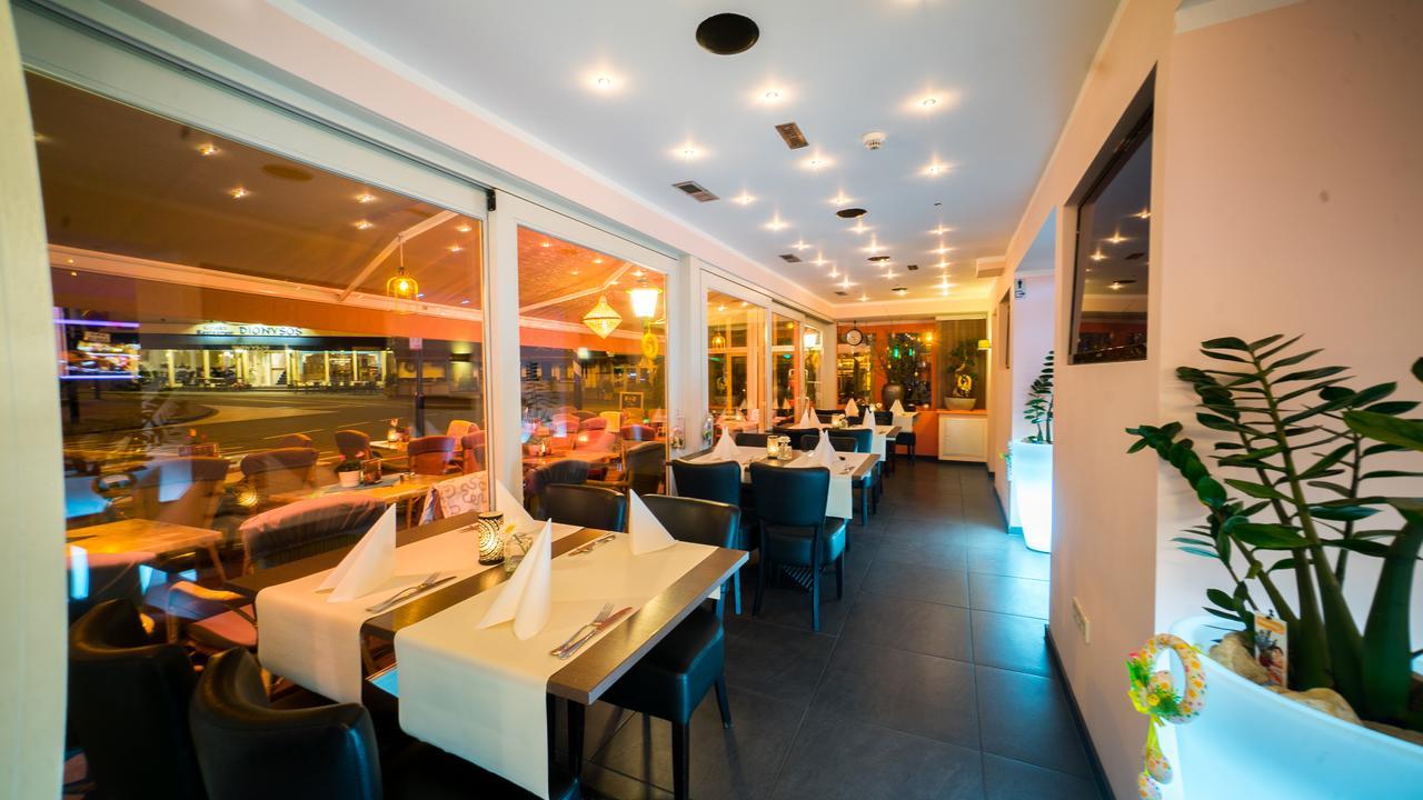 Hotel Restaurant La Piazza Valkenburg aan de Geul Extérieur photo
